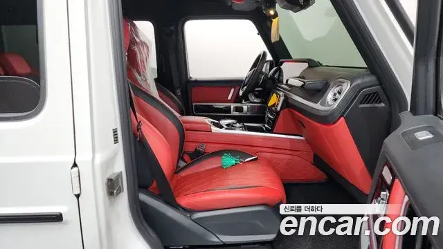Mercedes-Benz G-Class 2021 — Şəkil 16/20