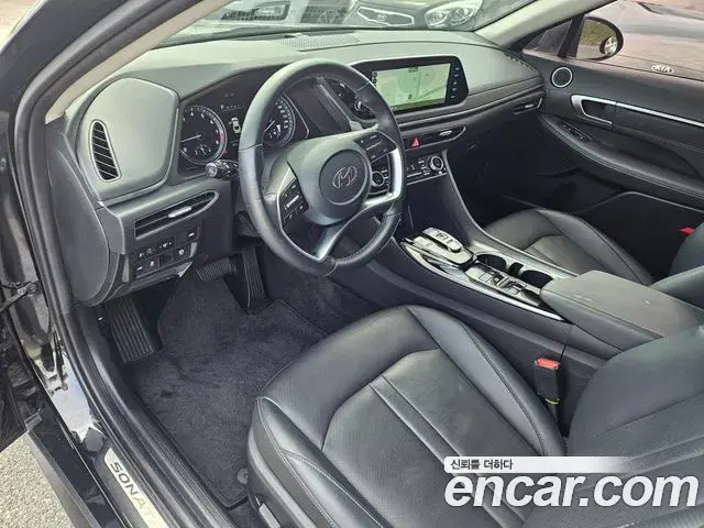 Hyundai Sonata Hybrid 2022 — Photo 6/20