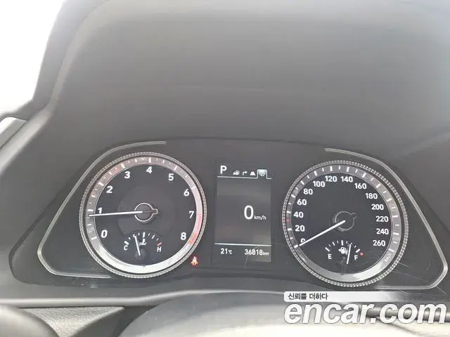 Hyundai Sonata Hybrid 2022 — Photo 11/20