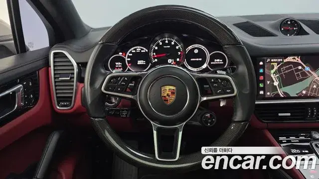 Porsche Cayenne 2022 — Фото 13/20