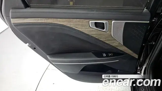 Kia K8 2021 — ფოტო 22/32