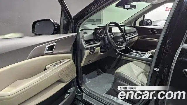 Kia Carnival 2024 — Фото 10/20