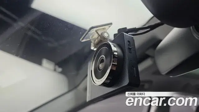 Audi Q7 2019 — Şəkil 13/30