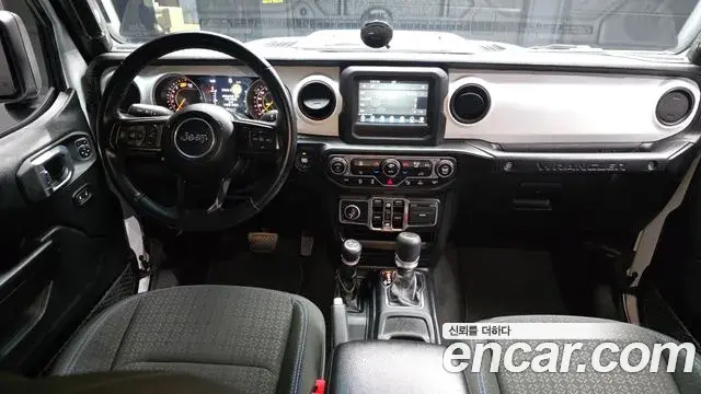 Jeep Wrangler 2021 — Şəkil 4/20