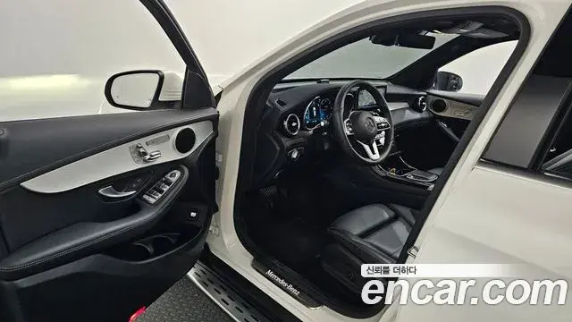 Mercedes-Benz GLC-Class 2021 — Фото 10/20