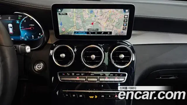 Mercedes-Benz GLC-Class 2021 — Фото 14/20