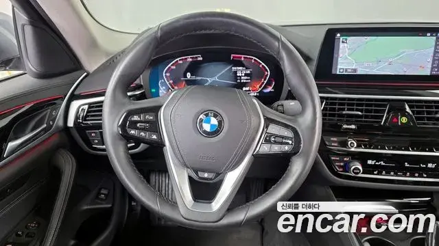 BMW 5 Series 2020 — Photo 7/20