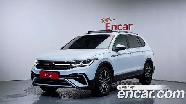 Volkswagen Tiguan Allspace 2023 — Фото 1/20
