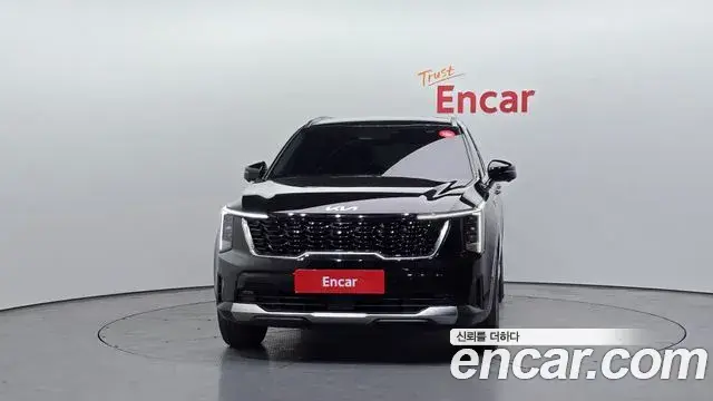 Kia Sorento 2023 — Фото 3/20