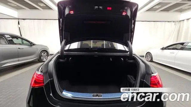 Mercedes-Benz S-Class 2022 — ფოტო 20/20
