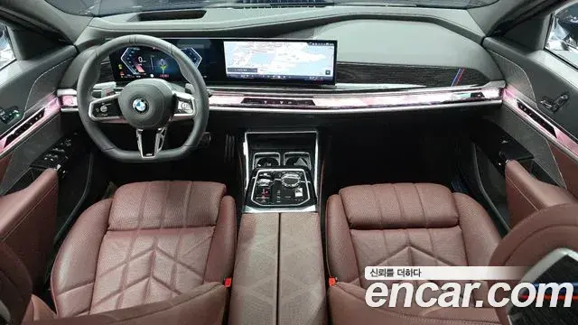 BMW 7 Series 2025 — ფოტო 13/31