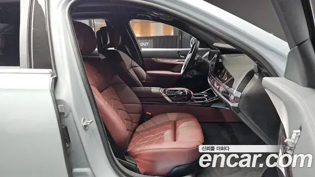 BMW 7 Series 2025 — ფოტო 4/31