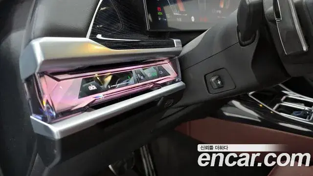 BMW 7 Series 2025 — ფოტო 28/31
