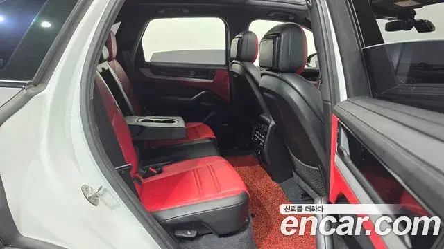 Porsche Cayenne 2023 — Şəkil 14/20