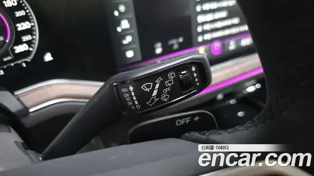 Volkswagen Touareg 2023 — ფოტო 10/35