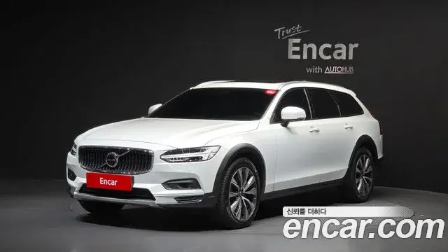 Volvo V90 Cross Country 2021 — ფოტო 3/35