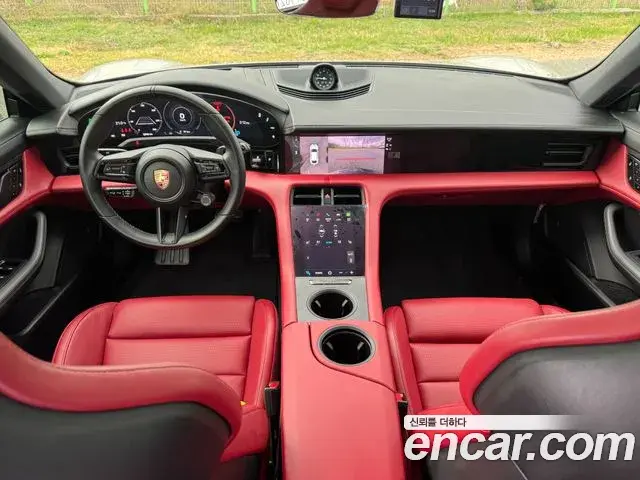 Porsche Taycan 2024 — Photo 3/20
