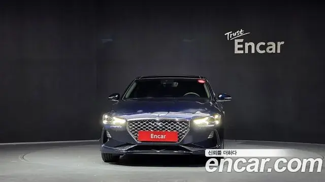 Genesis G70 2019 — Photo 9/20
