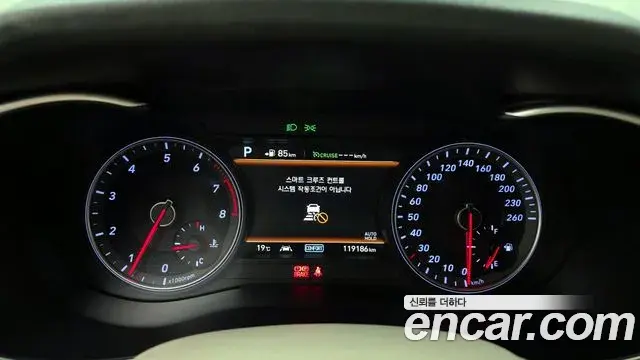 Genesis G70 2019 — Photo 10/20