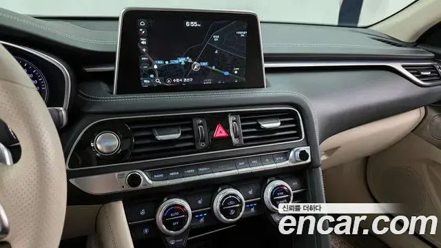 Genesis G70 2019 — Photo 12/20