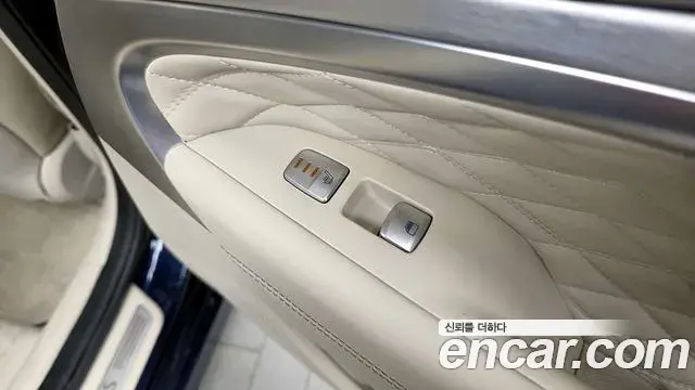 Genesis G70 2019 — Photo 19/20