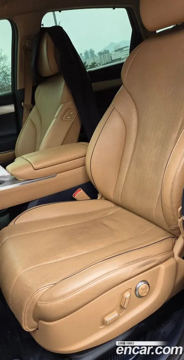 Genesis GV80 2021 — Photo 17/20