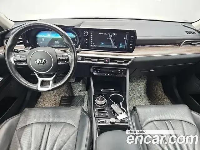 Kia K5 2020 — Şəkil 9/18