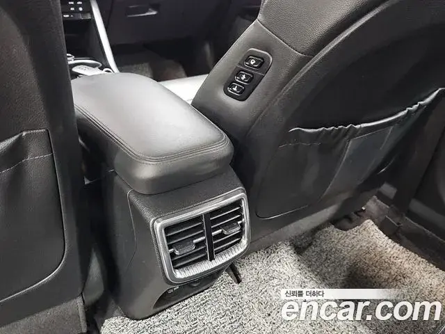 Kia K5 2020 — Şəkil 16/18