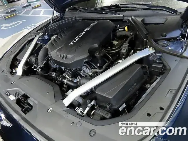 Genesis G70 2019 — Photo 13/20