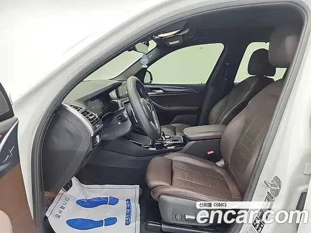 BMW X3 2022 — Photo 13/19