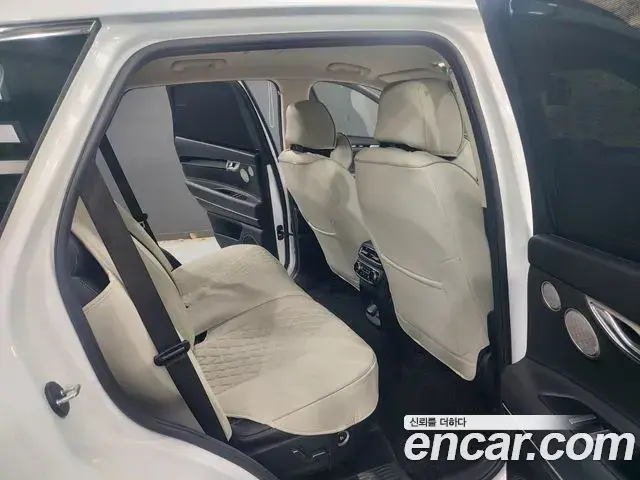 Genesis GV80 2020 — Фото 11/20