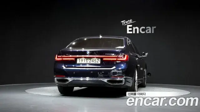 BMW 7 Series 2019 — Фото 4/20