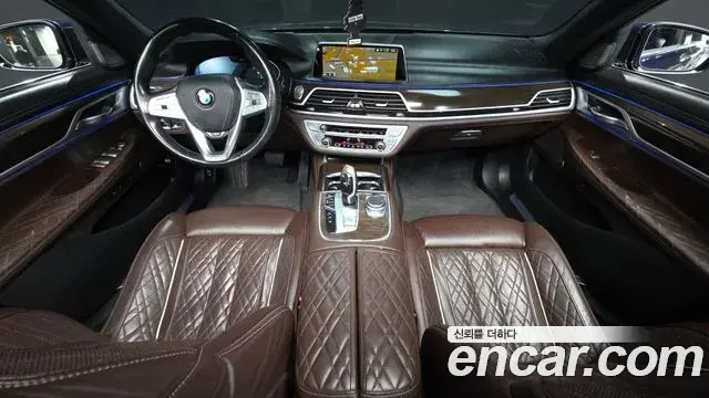 BMW 7 Series 2019 — Фото 7/20