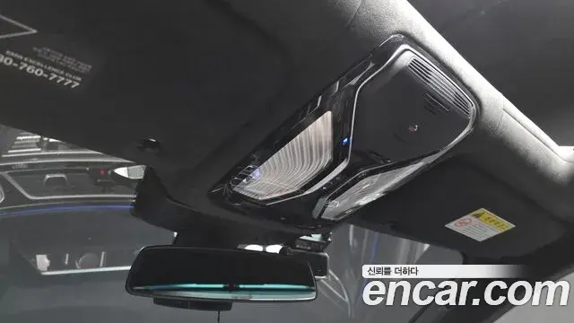 BMW 7 Series 2019 — Şəkil 30/33