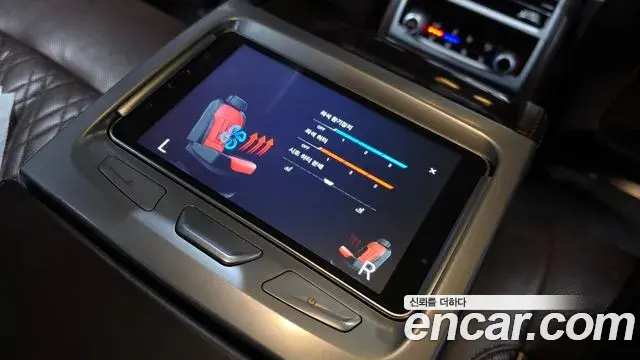BMW 7 Series 2019 — Şəkil 20/33