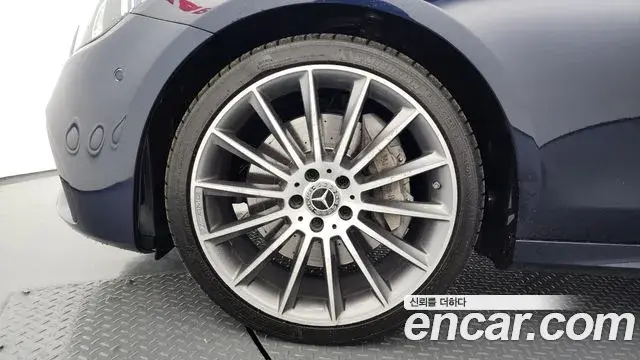 Mercedes-Benz E-Class 2020 — ფოტო 5/39