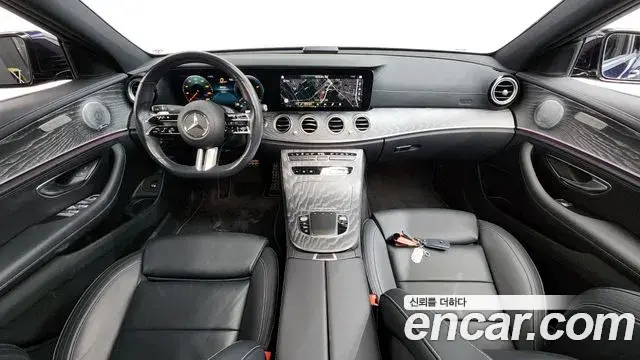 Mercedes-Benz E-Class 2020 — ფოტო 16/39