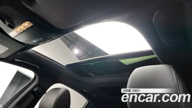 Mercedes-Benz E-Class 2020 — ფოტო 8/39