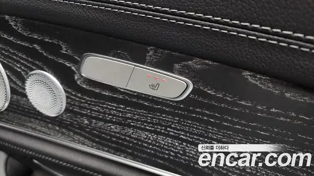 Mercedes-Benz E-Class 2020 — ფოტო 19/39