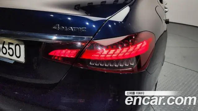 Mercedes-Benz E-Class 2020 — ფოტო 4/39