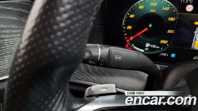 Mercedes-Benz E-Class 2020 — ფოტო 11/39