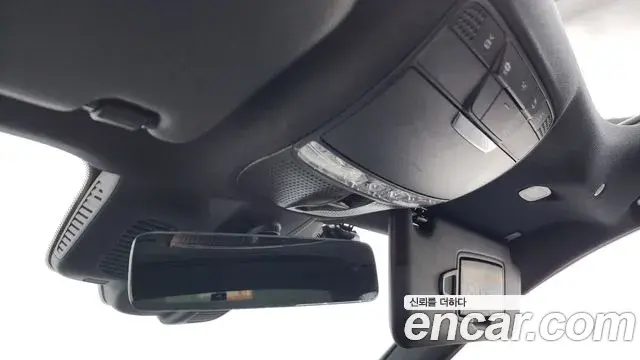 Mercedes-Benz E-Class 2020 — ფოტო 27/39