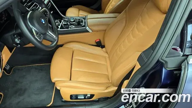 BMW 8 Series 2022 — ფოტო 4/32