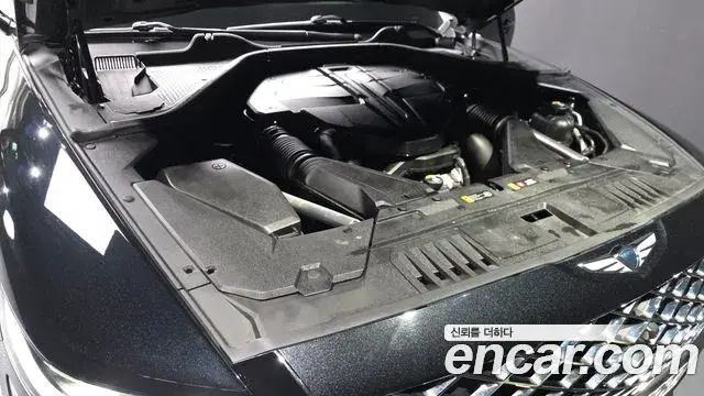Genesis GV80 2021 — ფოტო 11/33