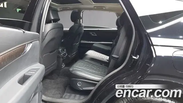Genesis GV80 2021 — ფოტო 27/33