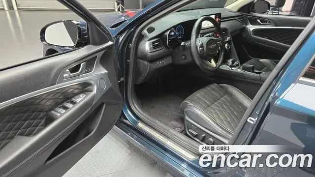 Genesis G70 2021 — Şəkil 22/33