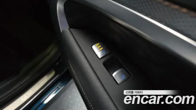 Genesis G70 2021 — Şəkil 19/33