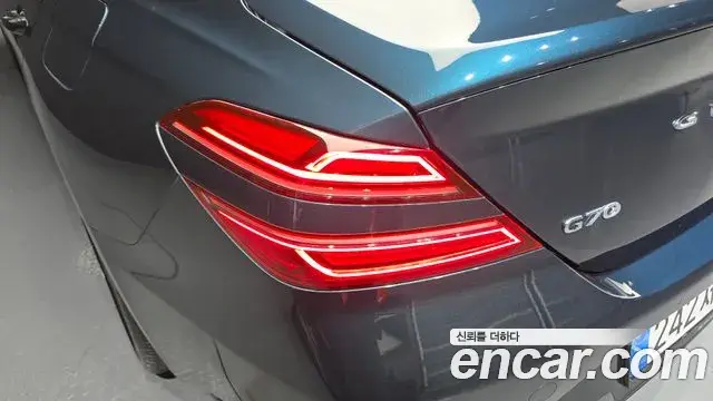Genesis G70 2021 — Şəkil 29/33