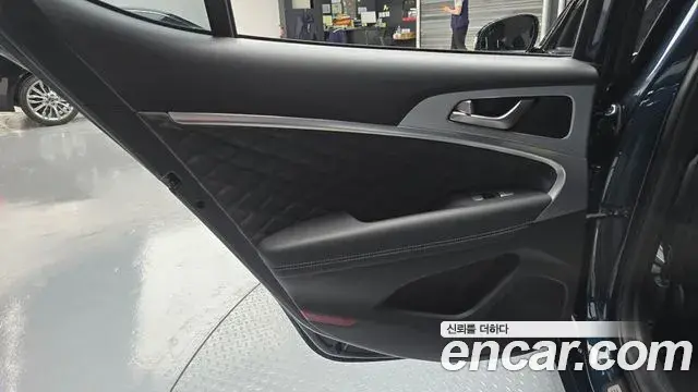 Genesis G70 2021 — Şəkil 31/33