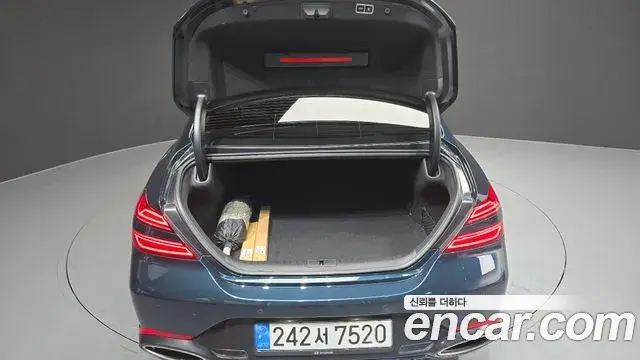 Genesis G70 2021 — Şəkil 27/33
